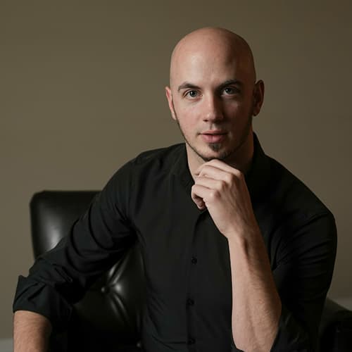 Drew Roth